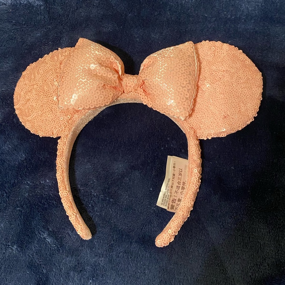 Millennial Pink Minnie Mouse ears